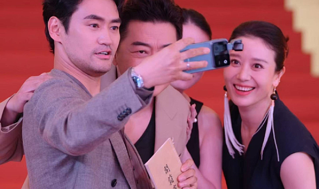 HONOR, Robot Phone’la sinema sahnesine çıktı