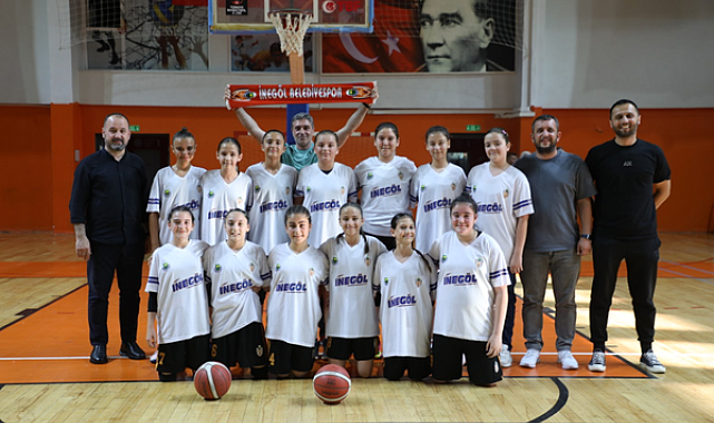 İnegöl Belediyespor U12 Kız Basketbol Takımı Bursa üçüncüsü oldu