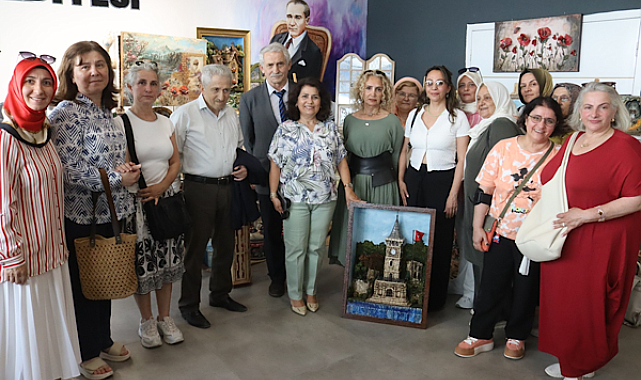 İZMEK kursiyerlerinden yıl sonu sergisi