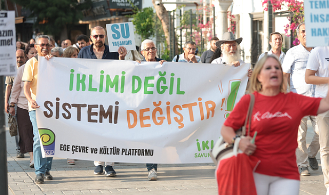 İzmir’de Ekolojik Mücadele ve Direniş Yürüyüşü düzenlendi