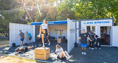 İzmir’de spor istasyonları vatandaşlarla buluştu