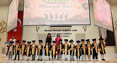 İzmit Belediyesi Çınar Çocuk Evlerinde mezuniyet töreni düzenlendi