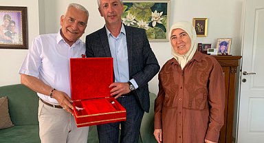 İzmit Belediyesi’nden Gazilere vefa ziyareti