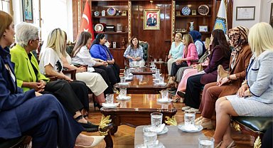 KA.DER heyeti Diyarbakır Büyükşehir Belediyesini ziyaret etti