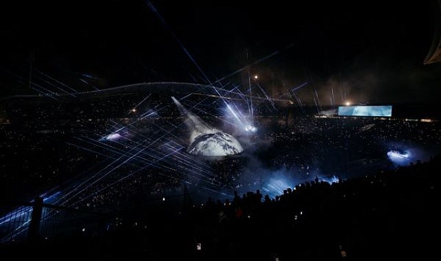 Kanye West İstanbul'da dünya rekorunu kırdı