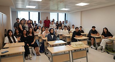Kartal’da YKS öncesi öğrencilere moral ziyareti düzenlendi