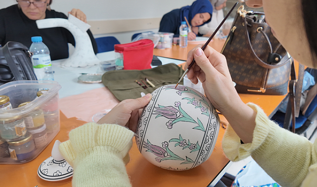 Kayseri’de çini sanatı kursları devam ediyor
