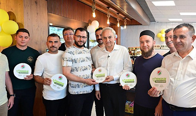 Kepez’de “Temizlik Kirletmemektir” kampanyası başladı