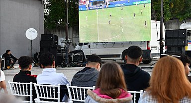 Keşan’da milli maç heyecanı dev ekranda yaşandı