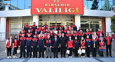 Kırşehir MEB AKUB ekibi, Vali Demiryürek’i ziyaret etti