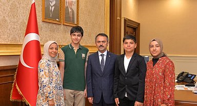 Körfez Barbaros İmam Hatip Ortaokulundan, Vali Aktaş'a davet