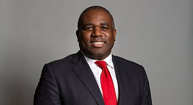 Lammy: İşçi Partisi iktidarında evli olmayan çiftler daha güçlü korumalara kavuşacak