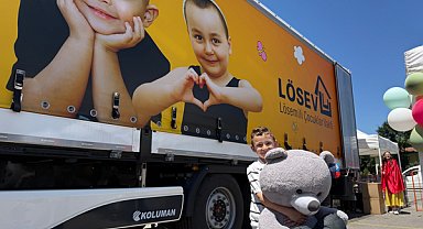Lösev iyilikler tırı Marmara Bölgesi’ndeki aileleriyle buluştu