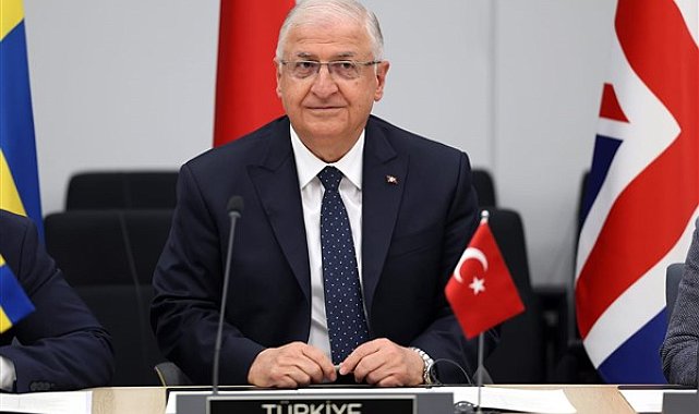 Millî Savunma Bakanı Güler, KKTC Başbakanı Ünal Üstel ile bir araya geldi