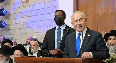 Netanyahu: İran'daki terör rejiminin temelleri sarsıldı