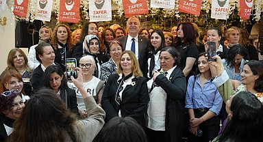 Özdağ: Cumhuriyet, kadını aynı zamanda yurttaş olarak gördü