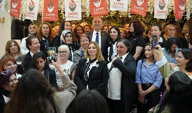 Özdağ: Cumhuriyet, kadını aynı zamanda yurttaş olarak gördü