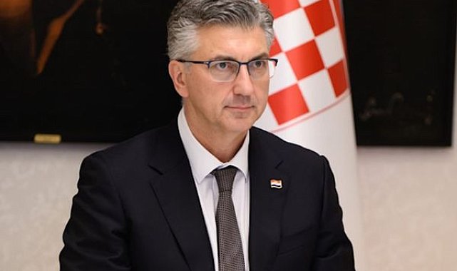 Plenkovic: Azınlık bölgelerindeki altyapı projeleri için 62 sözleşme imzalandı