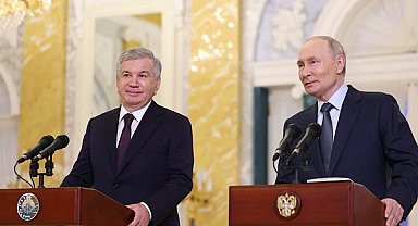 Putin, Özbekistan Cumhurbaşkanı Mirziyoyev ile bir araya geldi