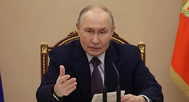 Putin, Singapur ve Timor-Leste liderleriyle görüştü