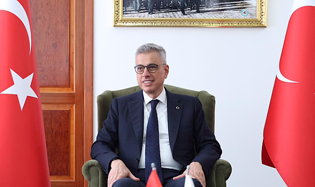 Sağlık Bakanı Memişoğlu Şam’da Emevi Camii’ni ziyaret etti