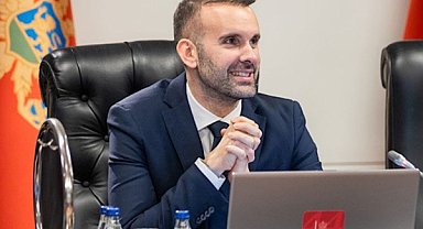 Spajic: Okullarda spor altyapısı güçlendiriliyor
