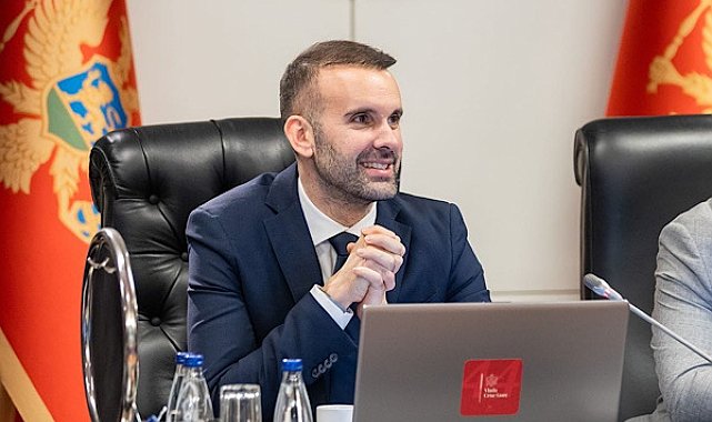 Spajic: Petrovic Njegos hanedanının torunları Karadağ'da layık bir yuvaya kavuştu