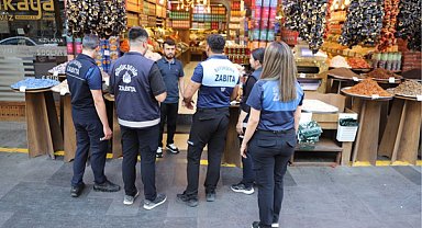 Sur’da kaldırım işgallerine karşı denetimler sürüyor
