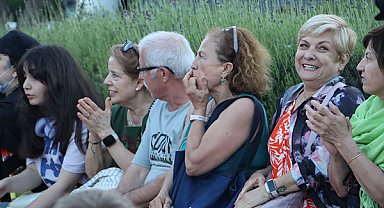 “Süreyya Plajı Yaz Dinletileri” müzikseverlerle buluştu