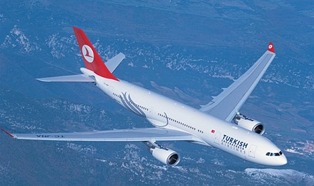 THY uçağının kanadı Antalya Havalimanı’nda anten direğine temas etti