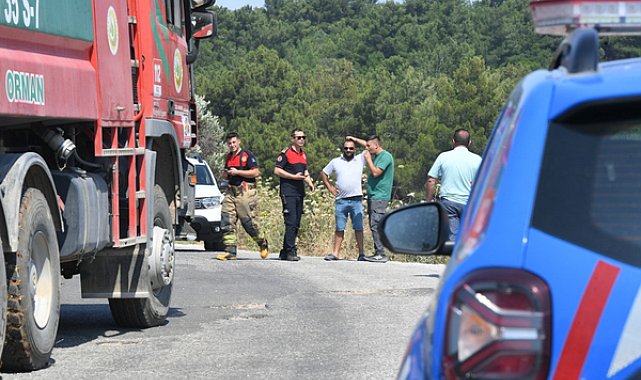 Urla Balıklova’daki orman yangını kontrol altına alındı