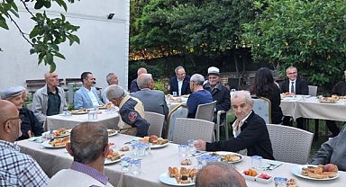 Vali Aktaş’tan huzurevine Babalar Günü ziyareti