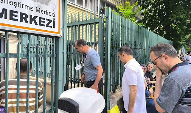 Vali Aktaş’tan YKS Koordinasyon Merkezi ve velilere ziyaret