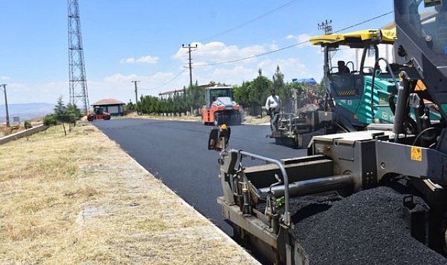 Vali Kızılkaya: Siirt OSB’de 5 bin ton asfalt serimi gerçekleştiriliyor