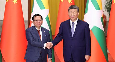 Xi ile Myanmar Cumhurbaşkanı Min Aung Hlaing bir araya geldi