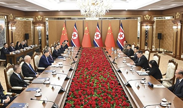 Xi Jinping, Pyongyang’da Kim Jong Un’la görüştü