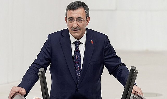 Yılmaz: Ekonomimiz yüzde 2,5 oranında büyüme kaydetmiştir