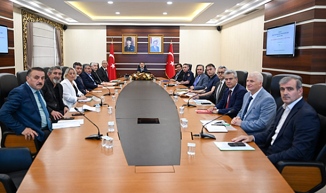 YKS öncesi koordinasyon toplantısı Vali Aktaş başkanlığında yapıldı