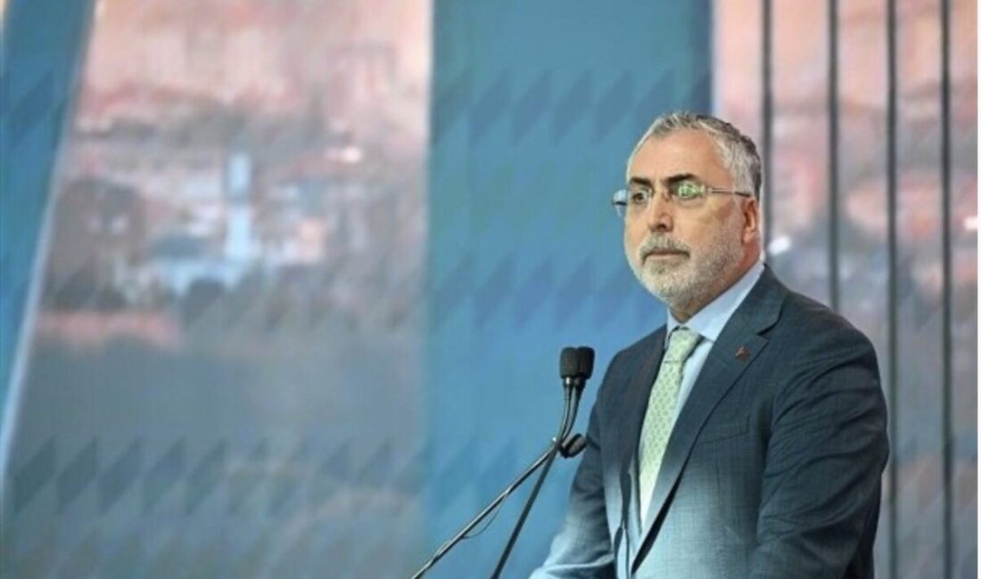 Çalışma ve Sosyal Güvenlik Bakanı Işıkhan , sosyal medya hesabından yaptığı paylaşımda,