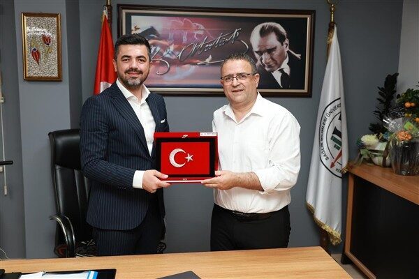 Derince Belediye Başkanı Av. Gökçe, Derince Eğitim ve Araştırma Hastanesi’ne