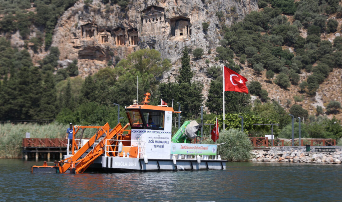 Muğla Büyükşehir Belediyesi, doğaya duyarlı yaklaşımıyla çevresel temizlik ve deniz