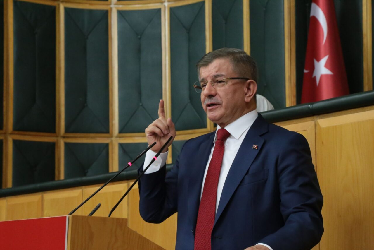 Gelecek Partisi Genel Başkanı Davutoğlu, Türkiye’nin her bir yanını saran
