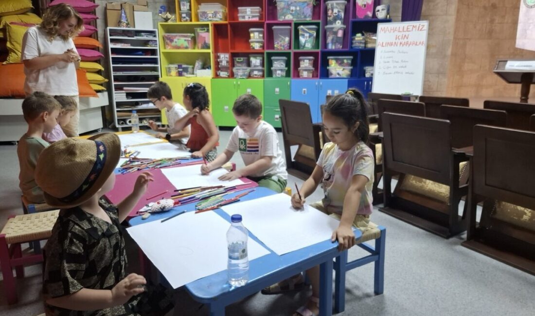 Büyükşehir Belediyesi Masal Şatosu, yaz etkinlikleri kapsamında anlamlı bir atölyeye