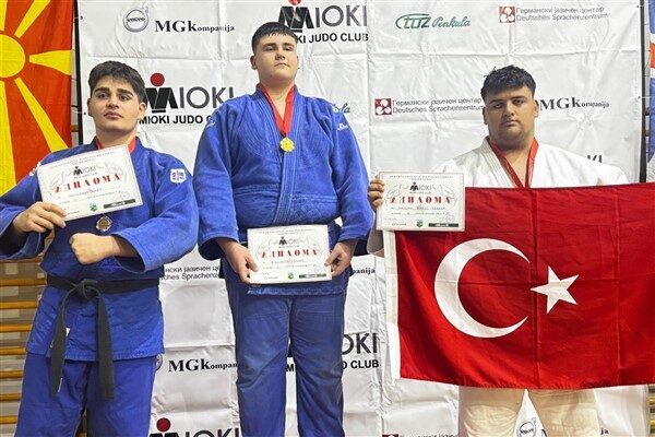 Genç sporcu, hazırlıklarını Karaman Gençlik ve Spor İl Müdürlüğü bünyesinde,