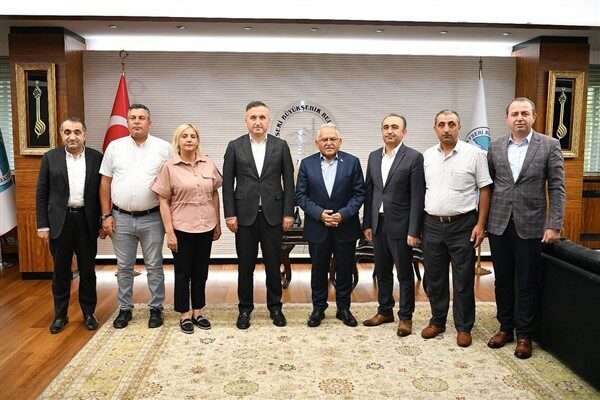 Kayseri’de düzenlenen uluslararası robot yarışması sonrası İl Milli Eğitim Müdürü