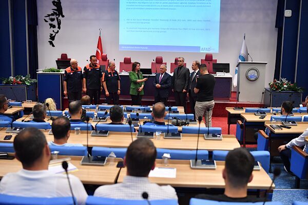 Kayseri Büyükşehir Belediyesi ev sahipliğinde, AFAD tarafından belediye personeline yönelik