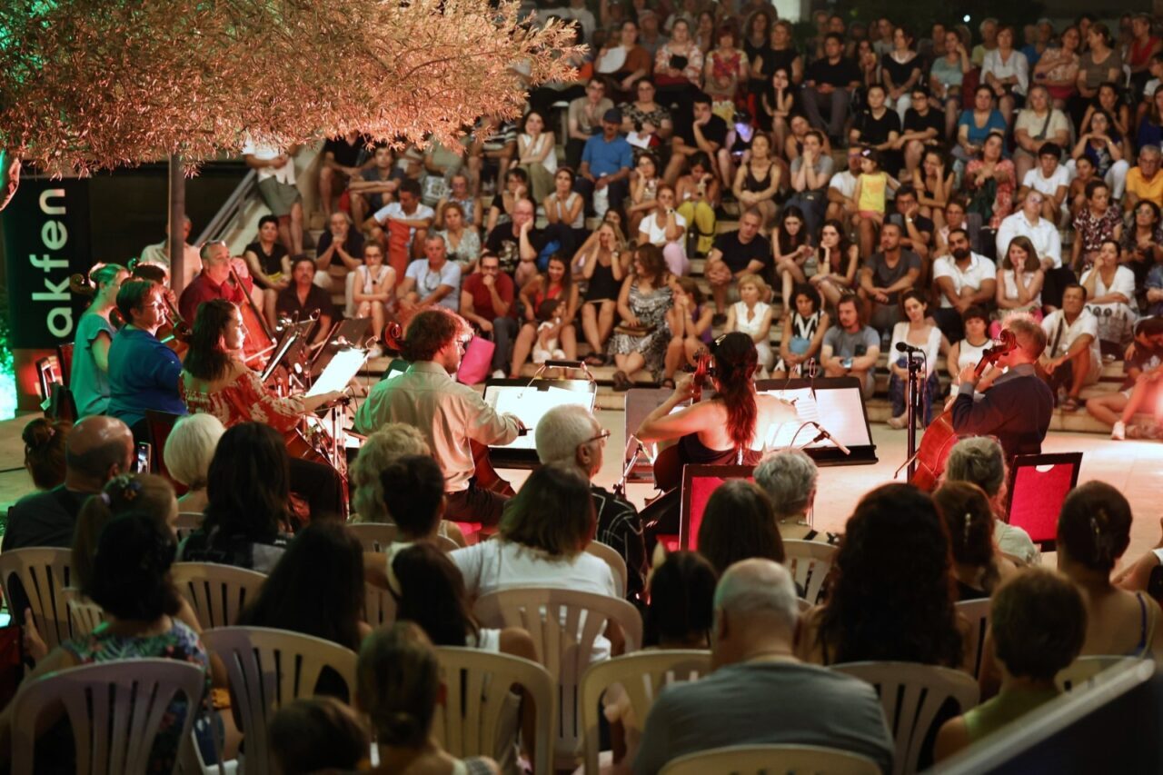 MAV Cello Ensemble, İzmir Büyükşehir Belediyesi Ahmed Adnan Saygun Sanat