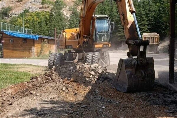Tunceli Belediyesi, Mameki Parkı çevresinde asfalt serimi öncesi yol düzenleme