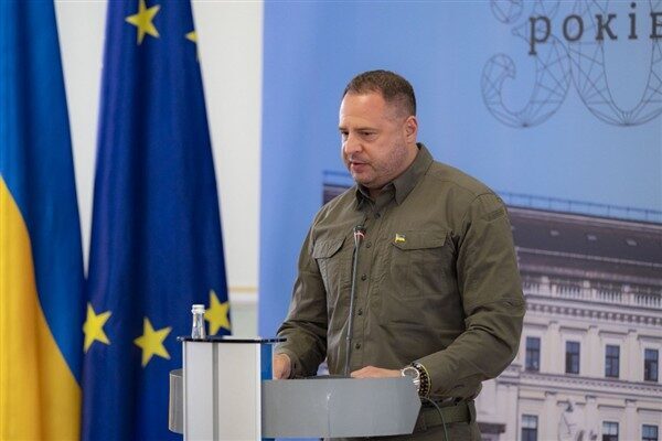 Ukrayna Cumhurbaşkanlığı Ofisi Başkanı Andriy Yermak, yeni yaptırımların, Rusya yanlısı