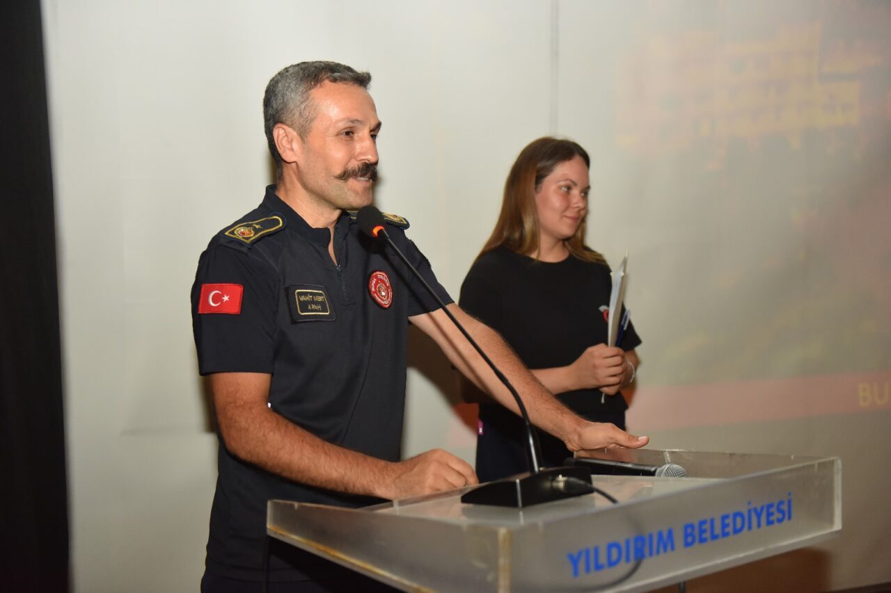 Yıldırım Belediyesi olası afet ve yangınlara karşı vatandaşın can ve